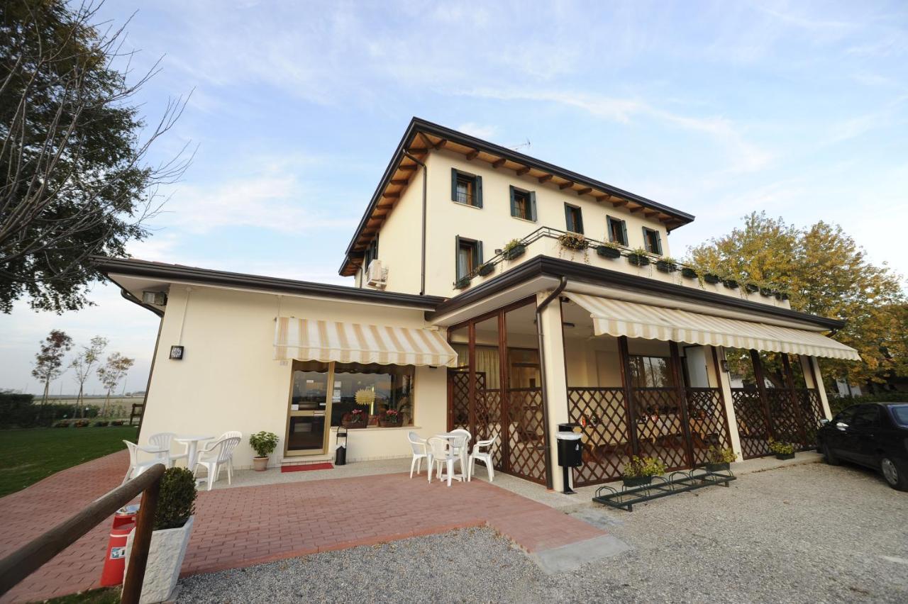 Terzo Bacino Bed and Breakfast San Michele al Tagliamento Eksteriør billede
